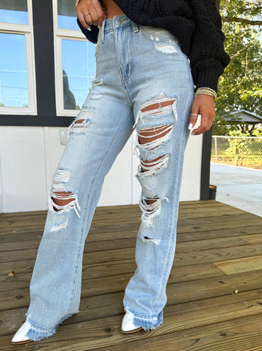Lara Distressed High Rise Vintage Jean