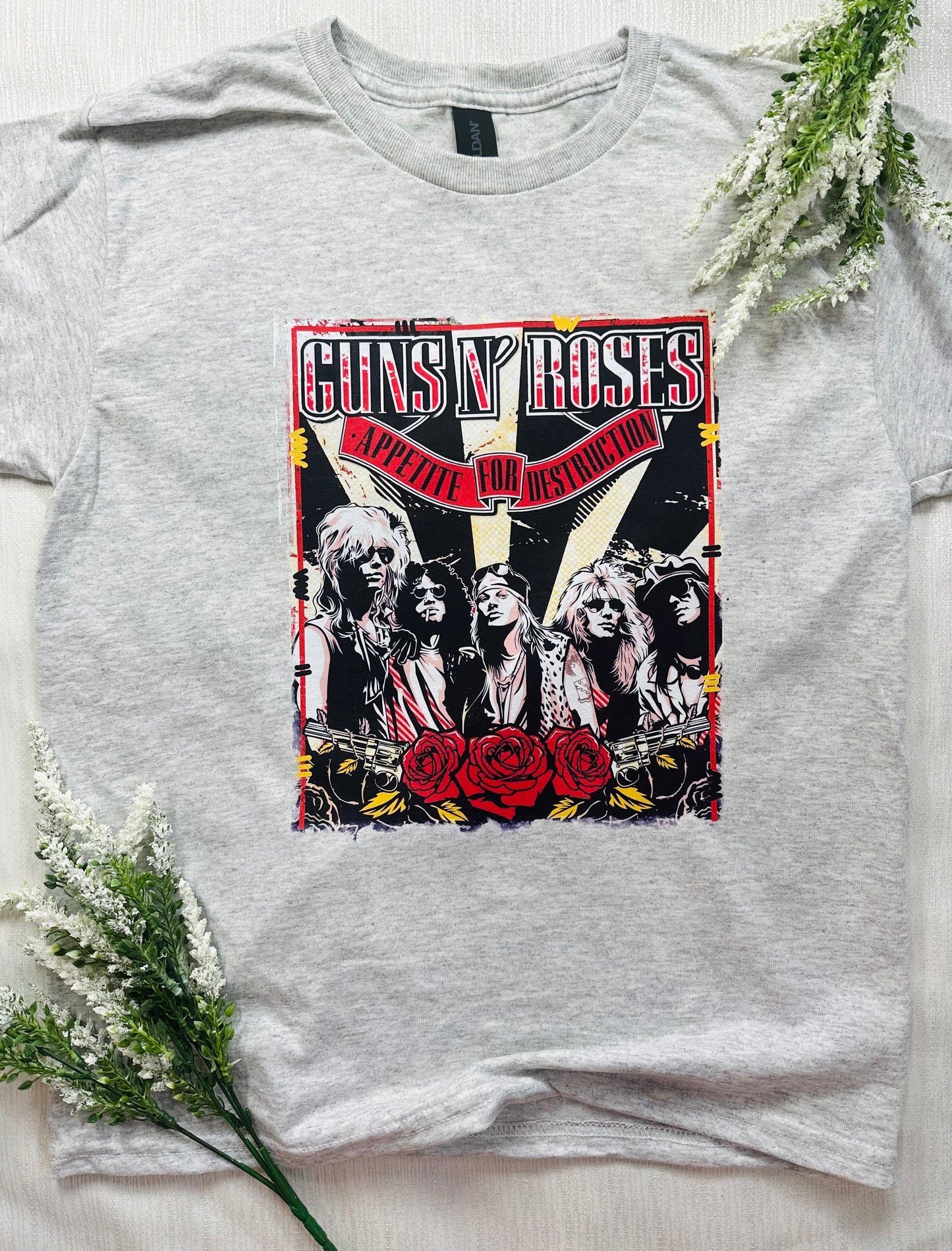 Guns N Roses Graphic Tee Size Youth Large