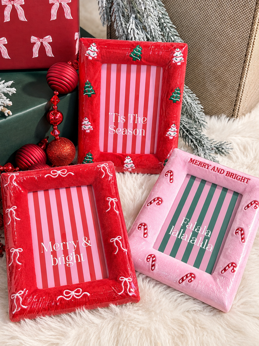 Season's Greetings Photo Frame