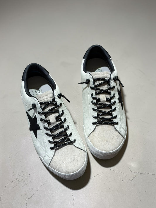 Legendary Black Star Low Top Sneakers