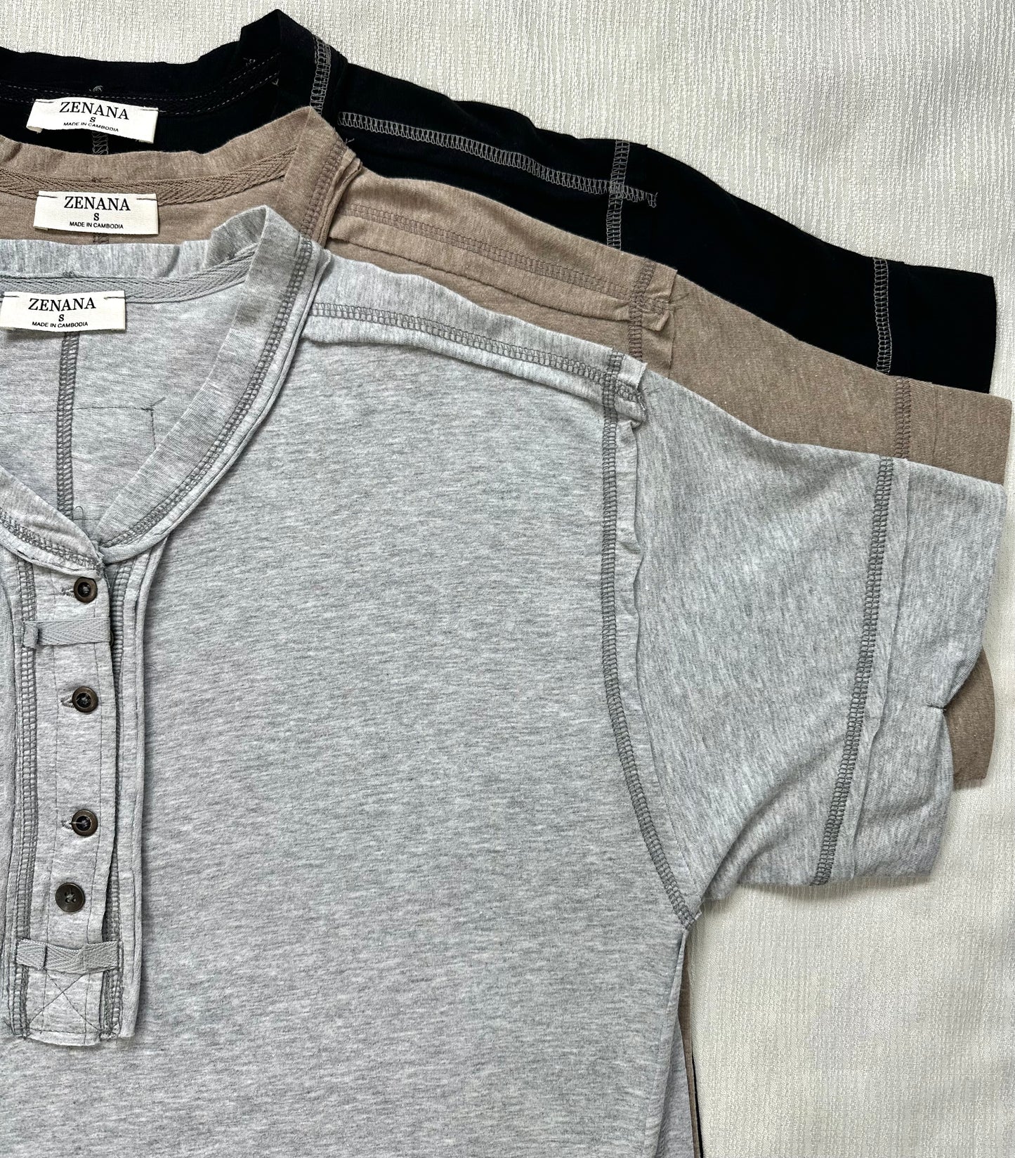Raw Edge Detailed Button Closure Top