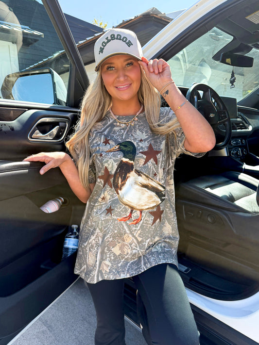 Duck In Stars Graphic T-shirt
