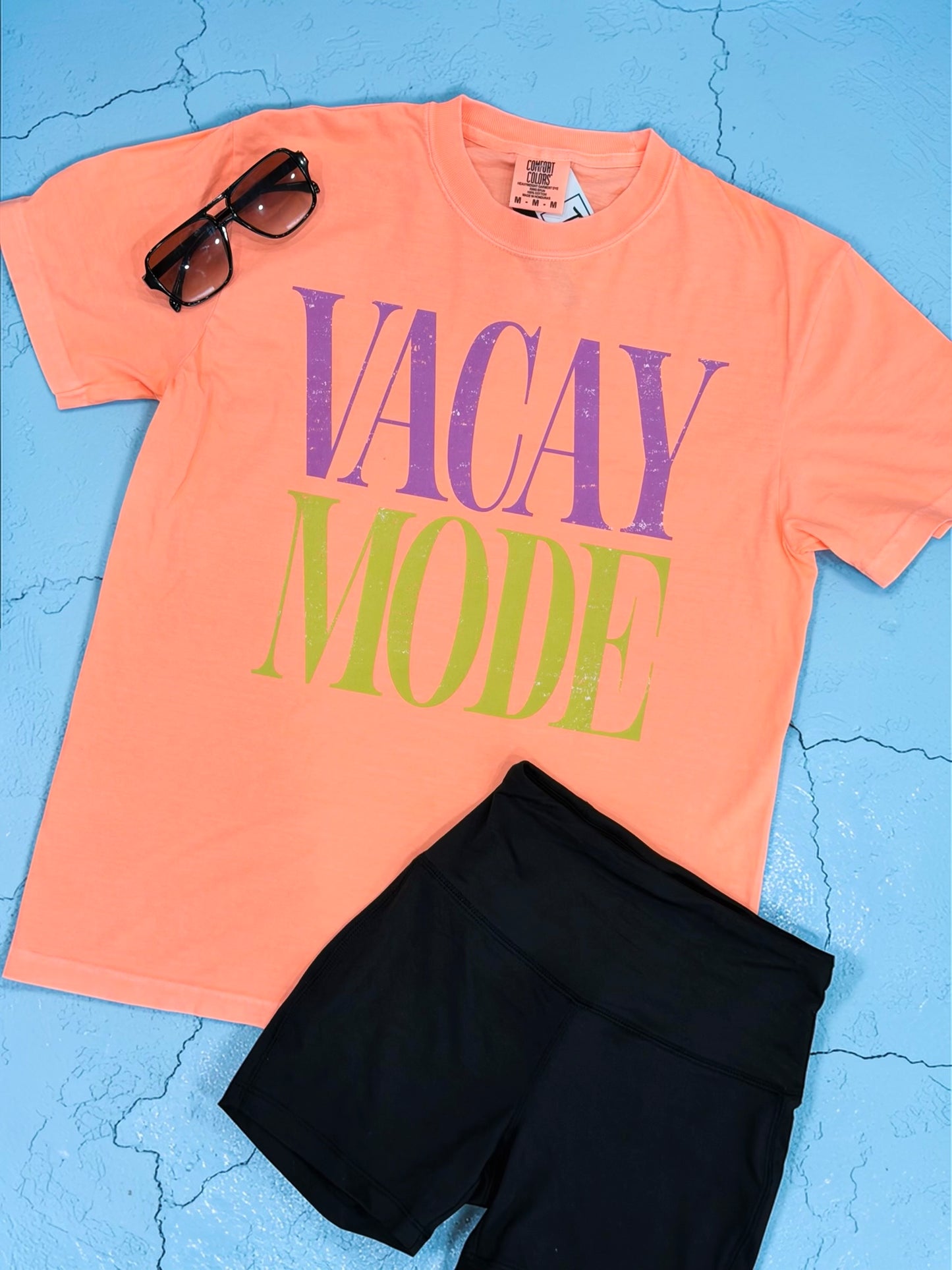Vacay Mode Graphic T-shirt