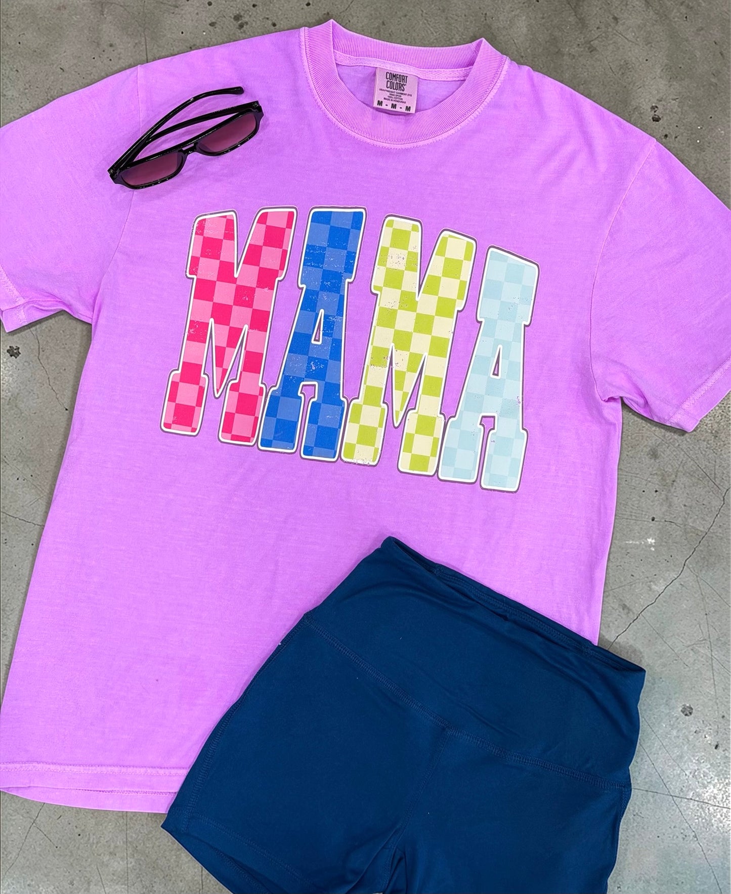 Checkered MAMA Distressed Graphic T-shirt