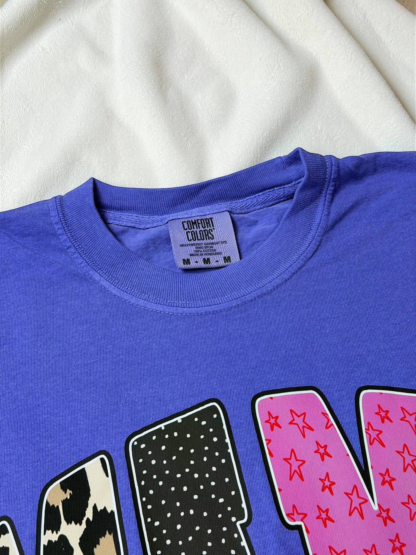 Trendy MAMA Graphic T-shirt