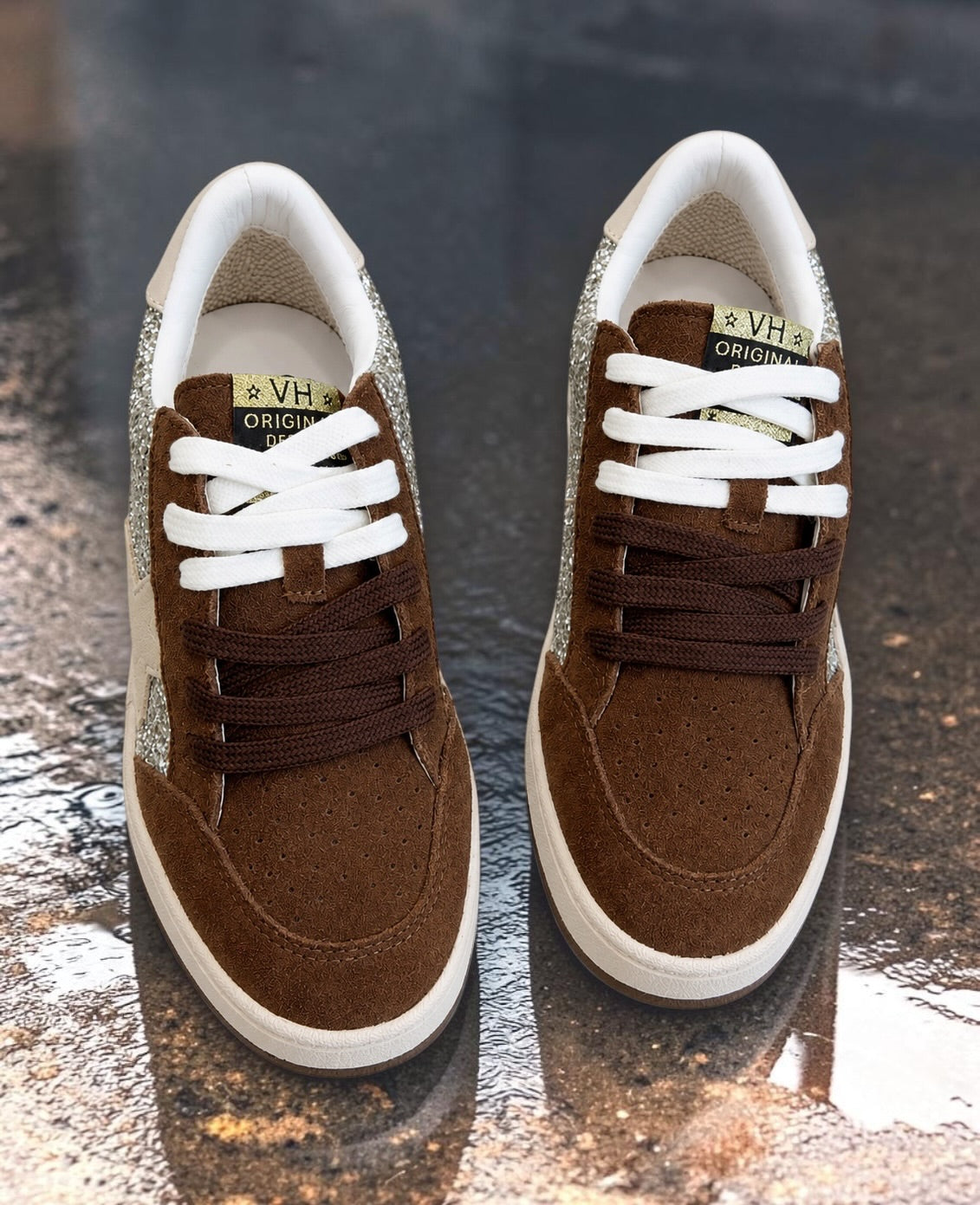 Denisse Brown Glitter Pop Low-Top Sneakers