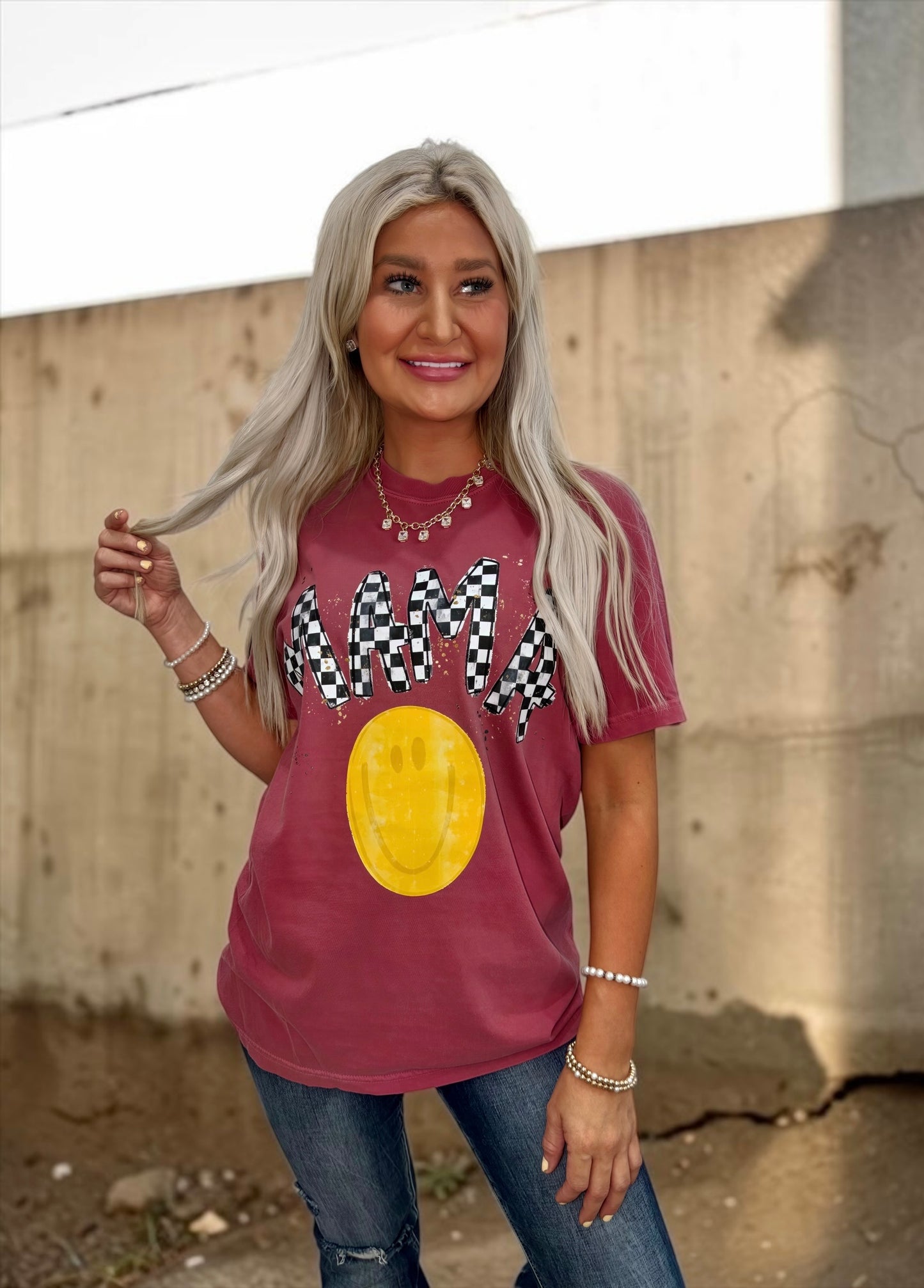 Happy MAMA Graphic T-shirt