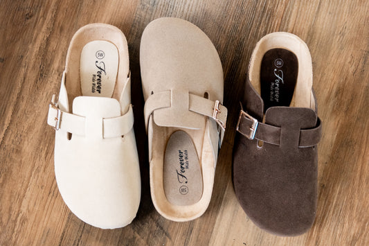 Easy-Step Wide Clogs