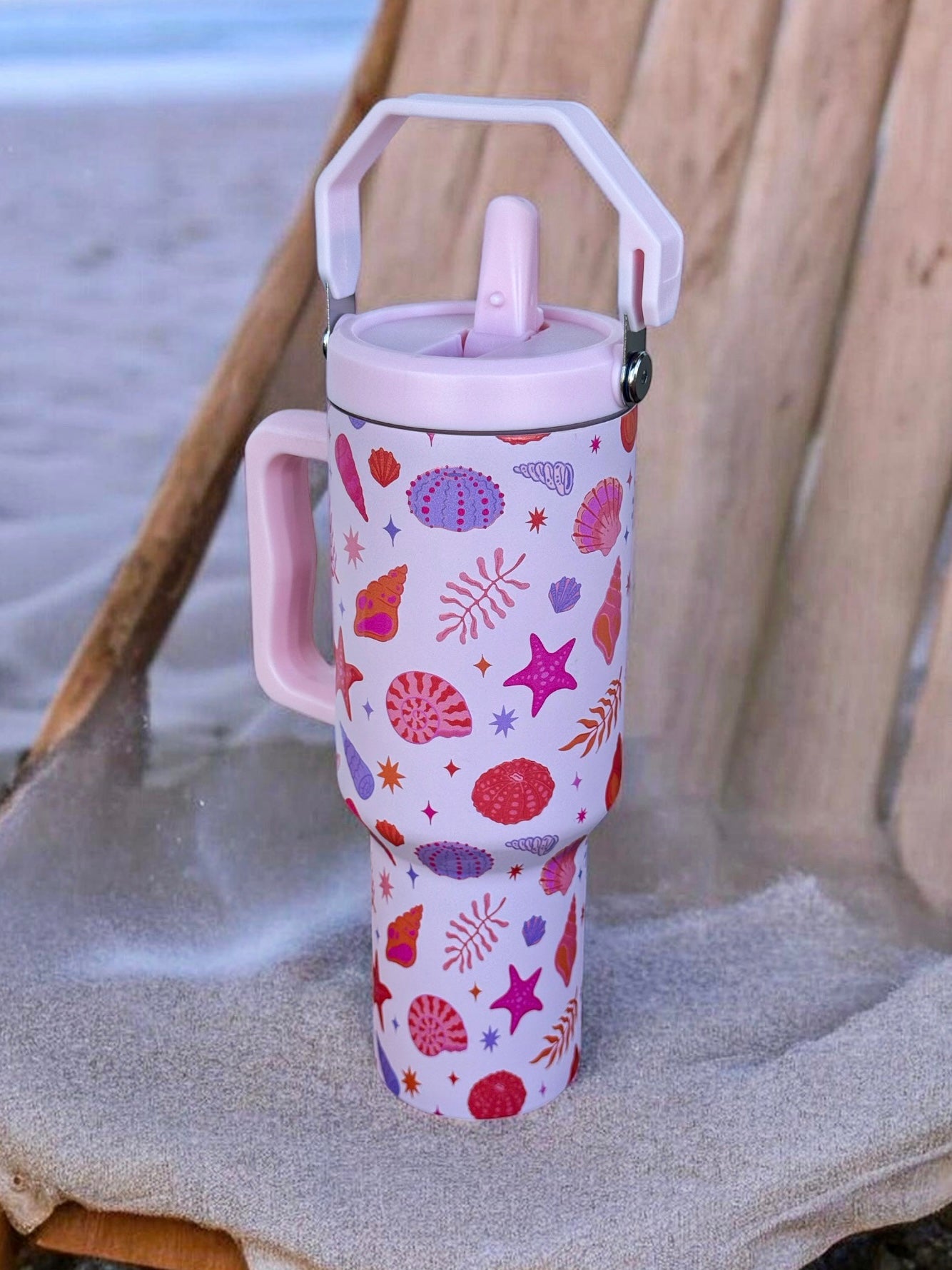 Beach Seashells Tumbler with Lid Handle