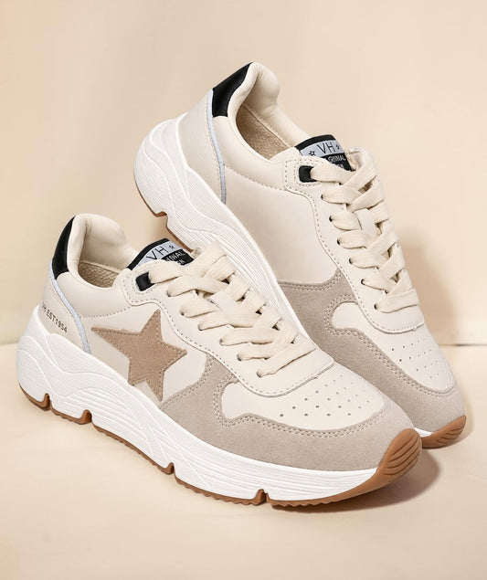 Nova Brown Star Low-Top Sneakers