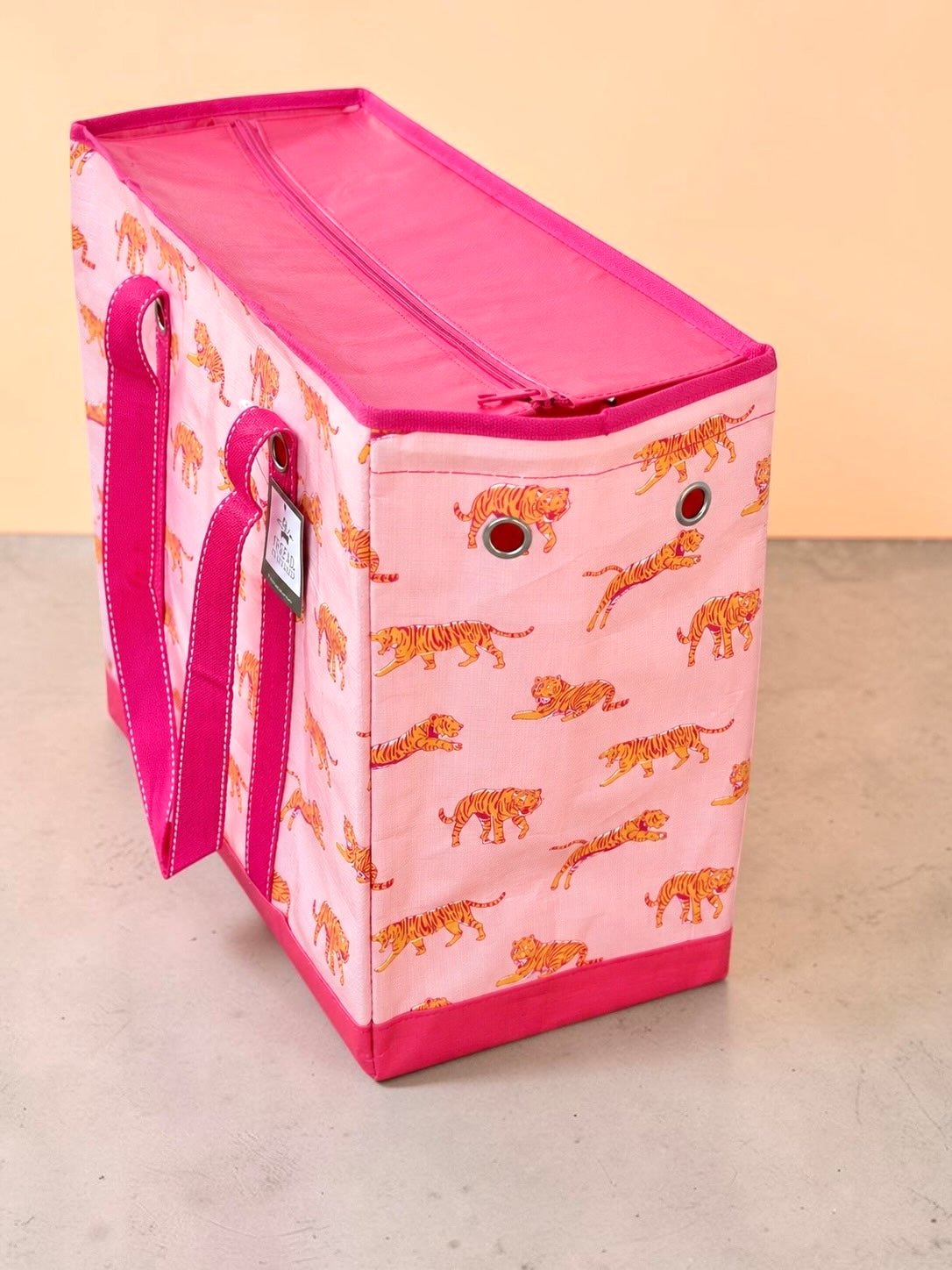 Tiger Market Tote Bag