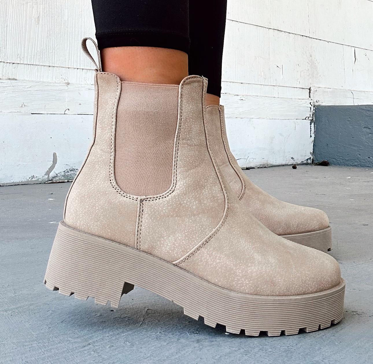 Lovin On you Tan Booties shoes
