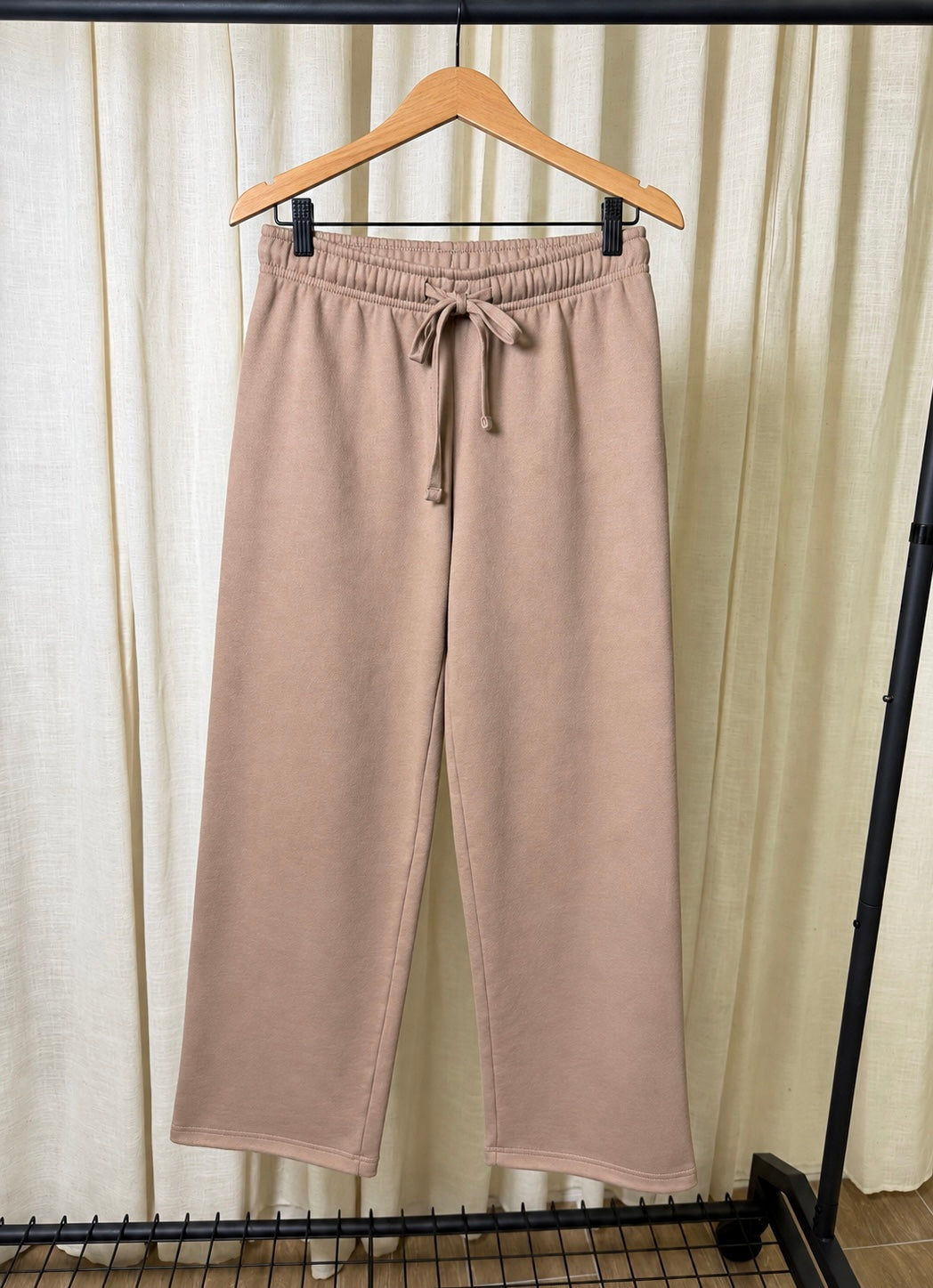 Comfy Flow Wide-Leg Fleece Pants