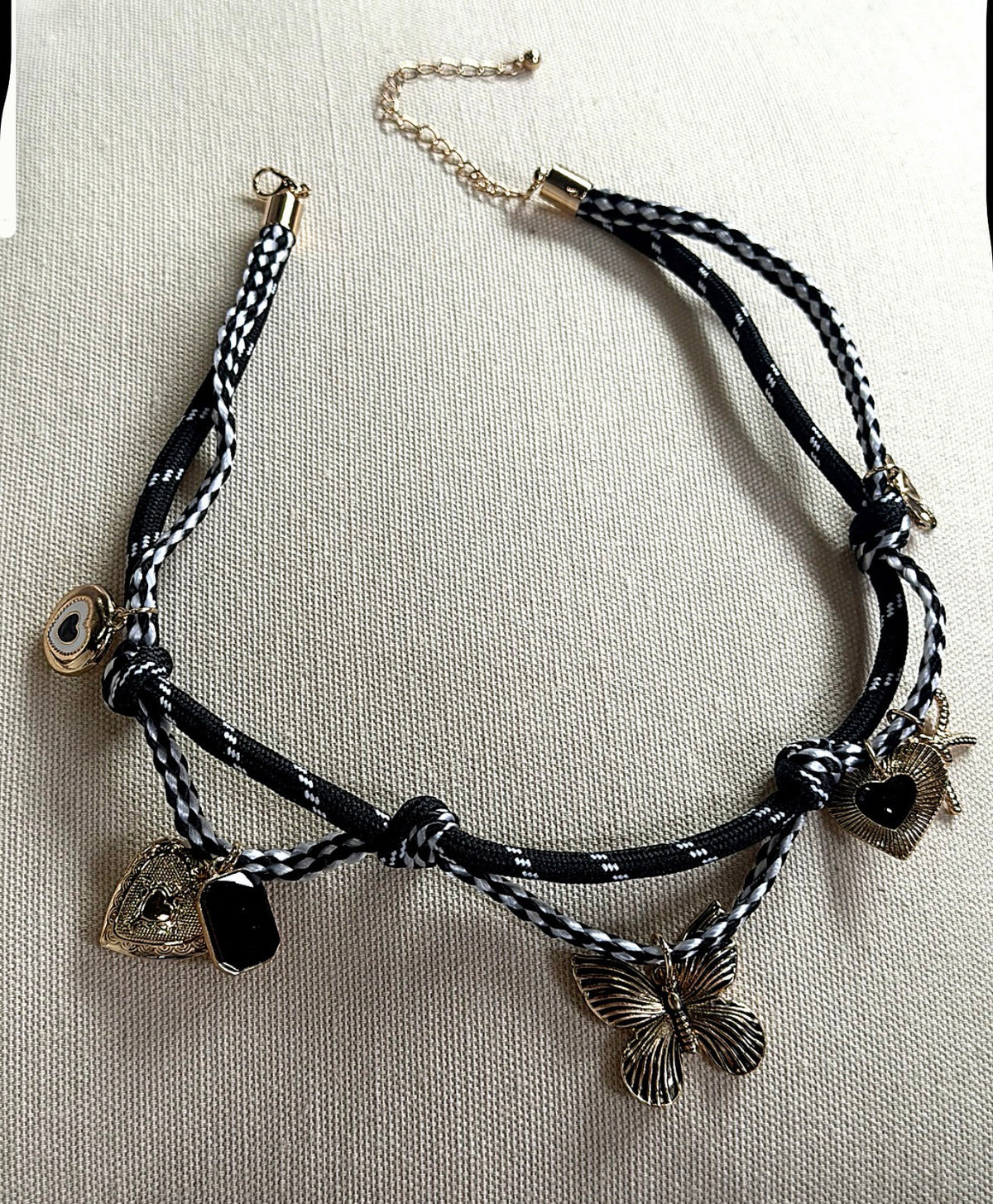 Heartstrings & Clover Necklace