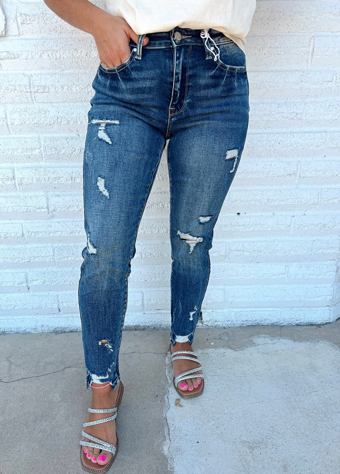 Peyton Distressed Skinny Jeans
