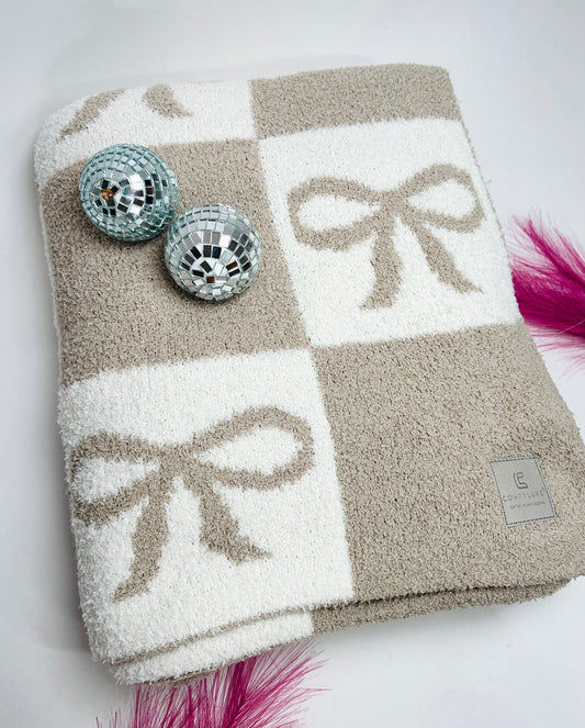 Cozy Up To Me Ribbon Checkered Blanket