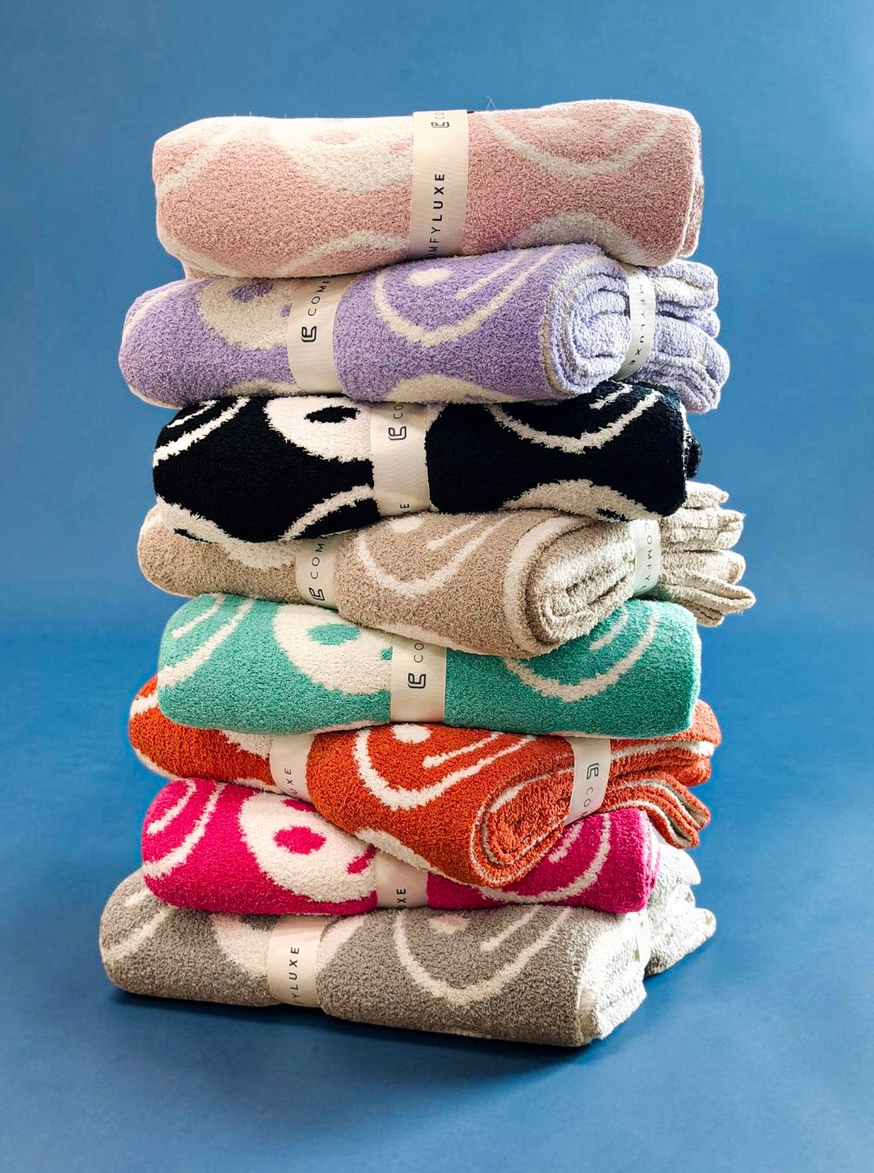 Smiley Luxe Throw Blanket