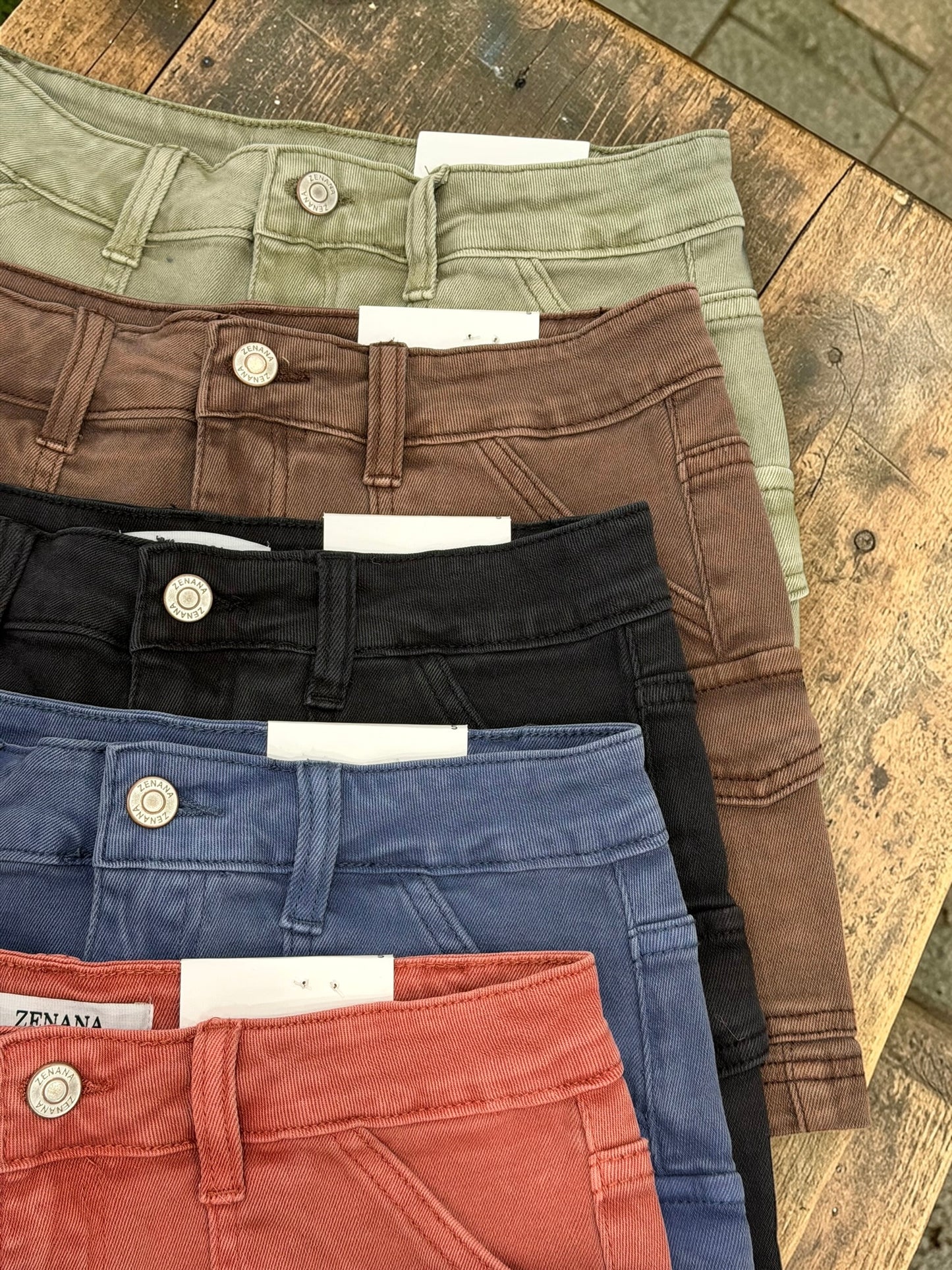 Classic Everyday Cargo Denim Shorts