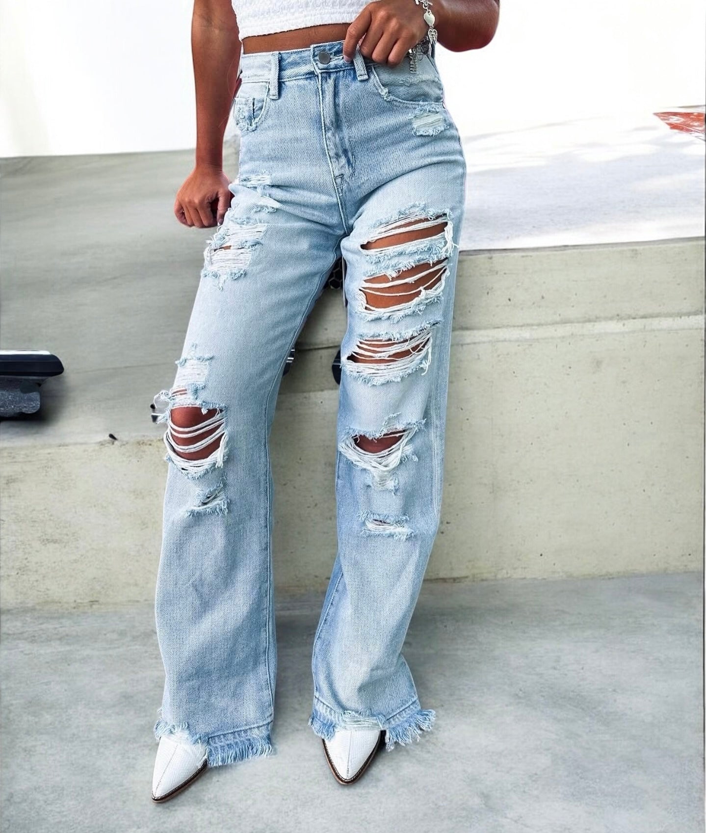 Lara Distressed High Rise Vintage Jean