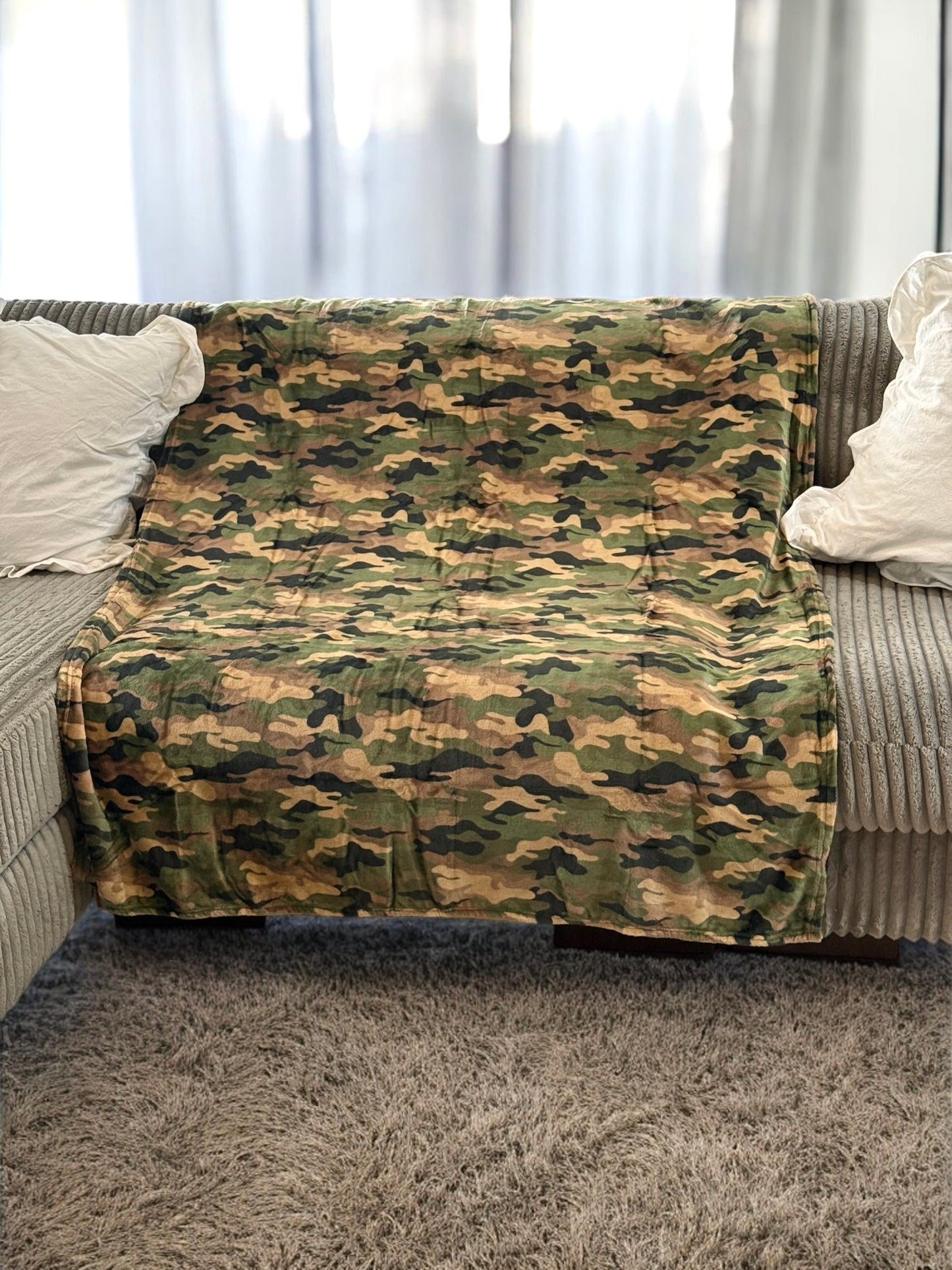 Camo Dreams Throw Blanket