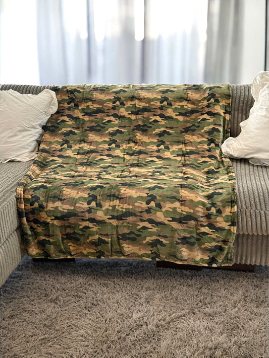 Camo Dreams Throw Blanket