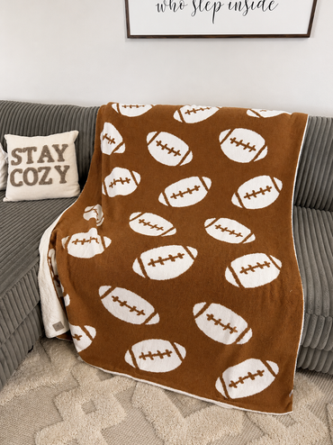 Football Game Time Throw Blanket