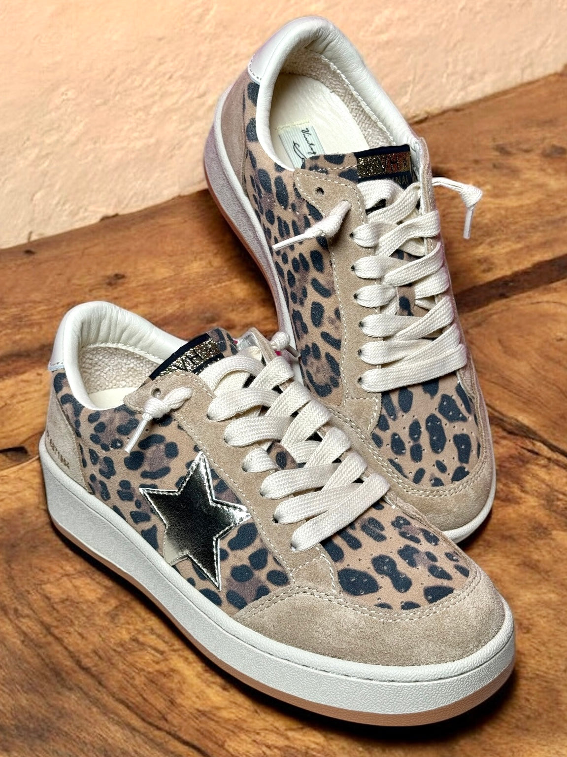 Leopard Pop Silver Low-Top Sneakers