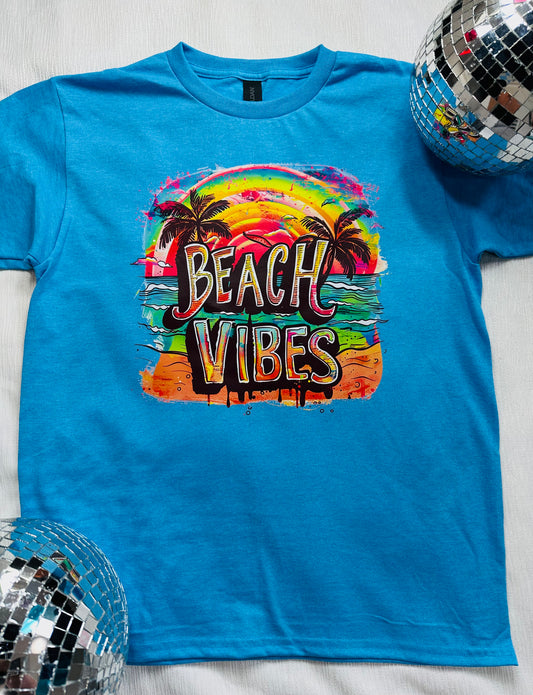 Beach Vibes Graphic Tee Size Large