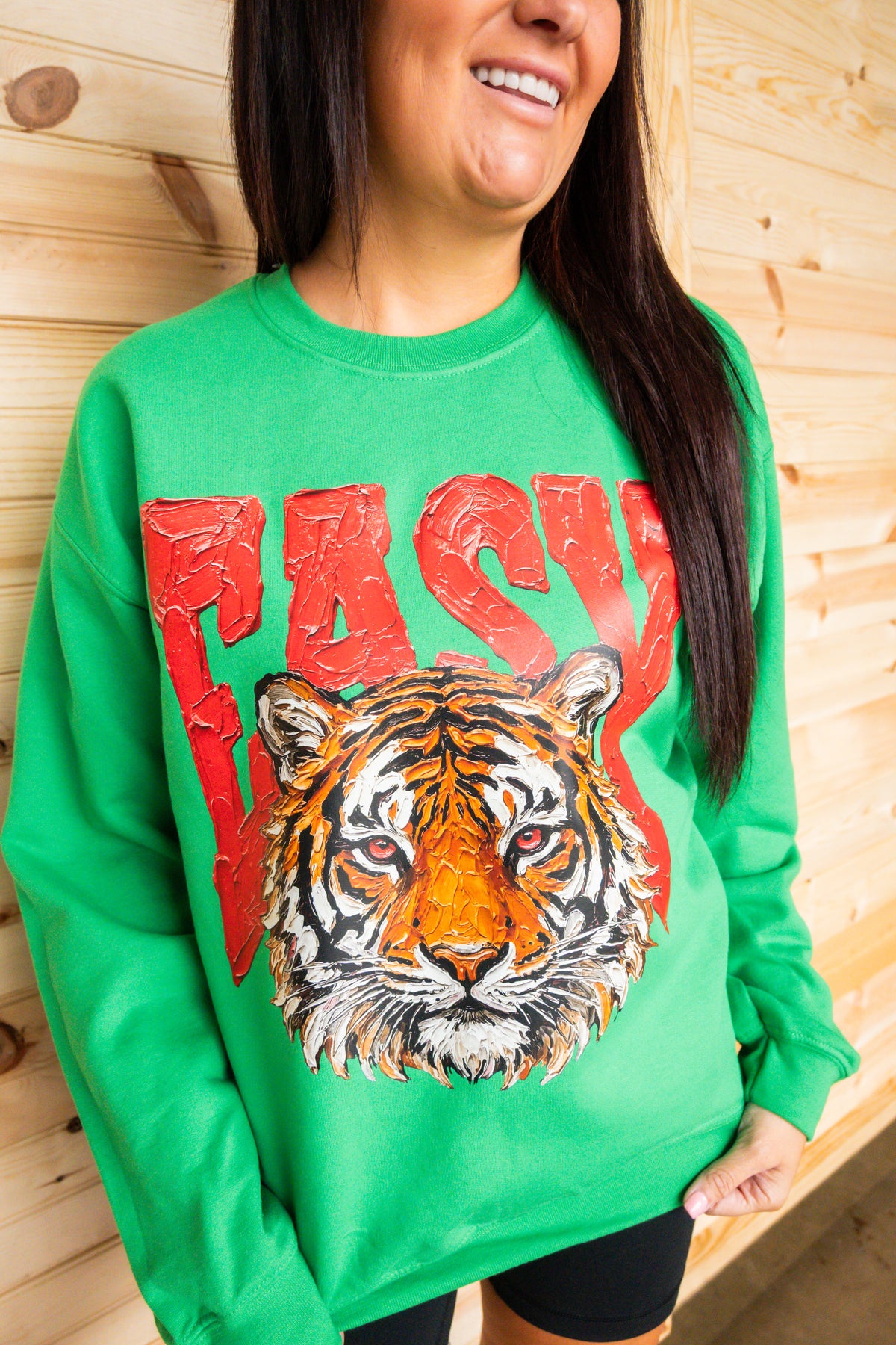 Easy TIGER Graphic Crewneck