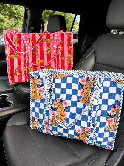 Trendy Wild Cat Quilted Tote Bag