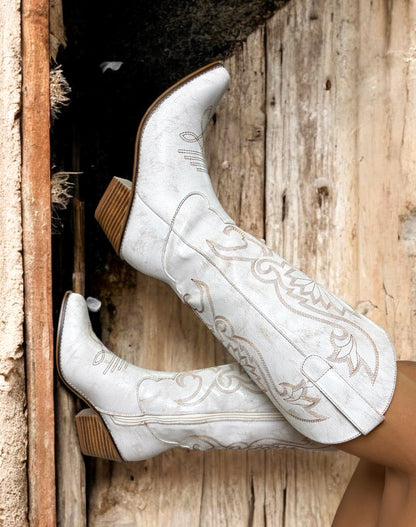 Dusty Prairie Western Boots