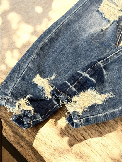 LIGHT WASH Elm Street Skinny Jeans