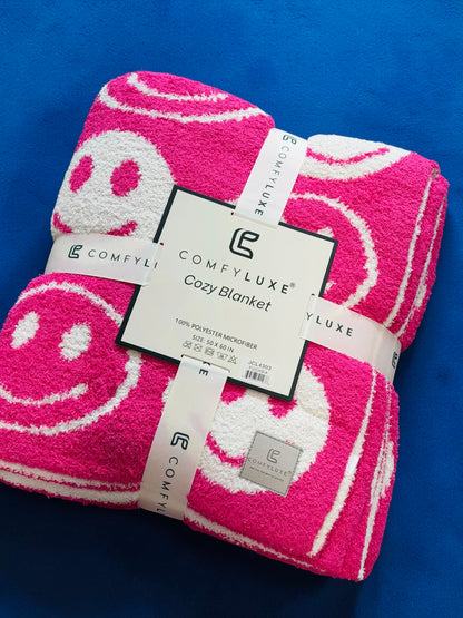Smiley Luxe Throw Blanket
