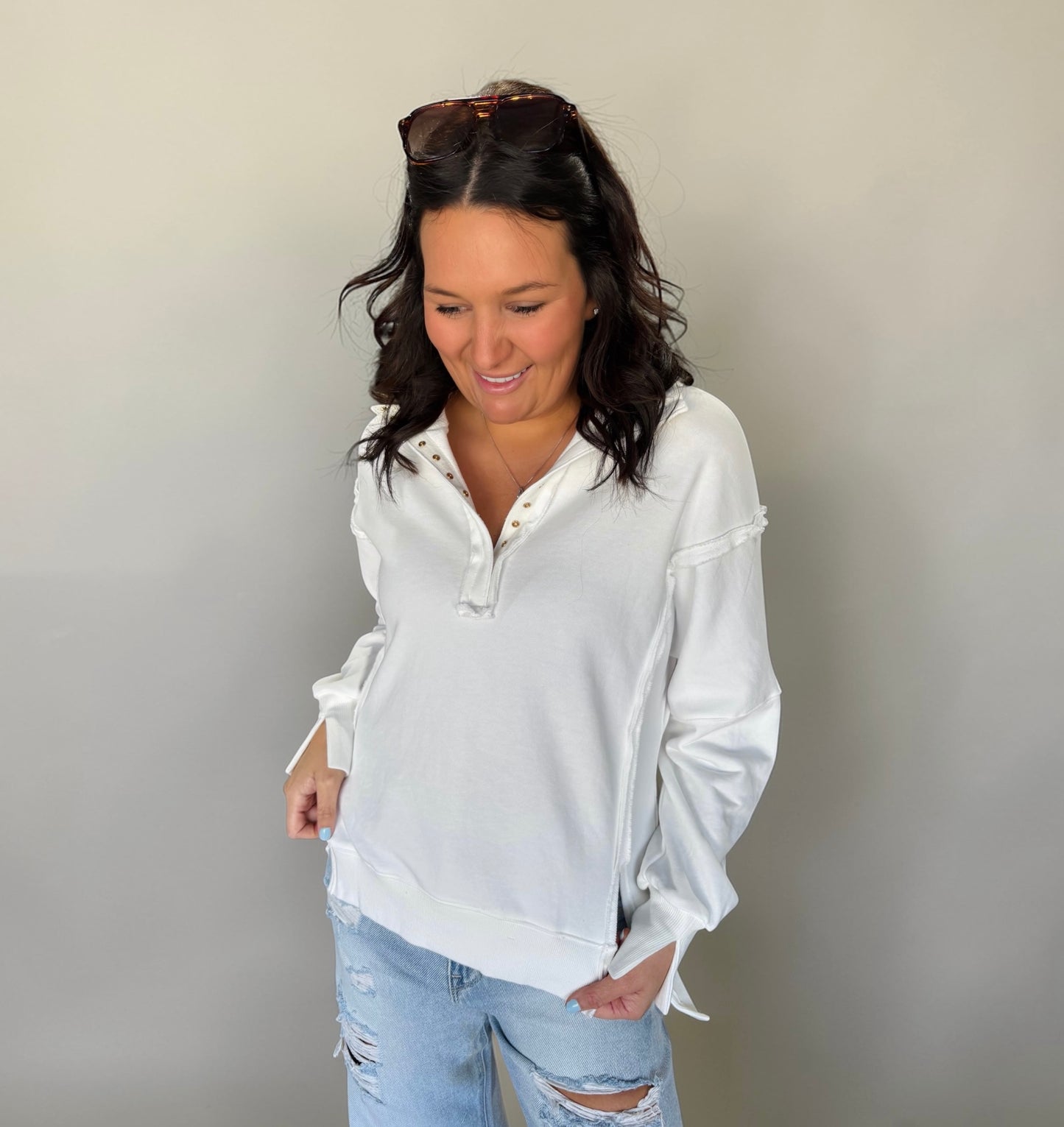 Buttoned Edge Collared Sweatshirt Top