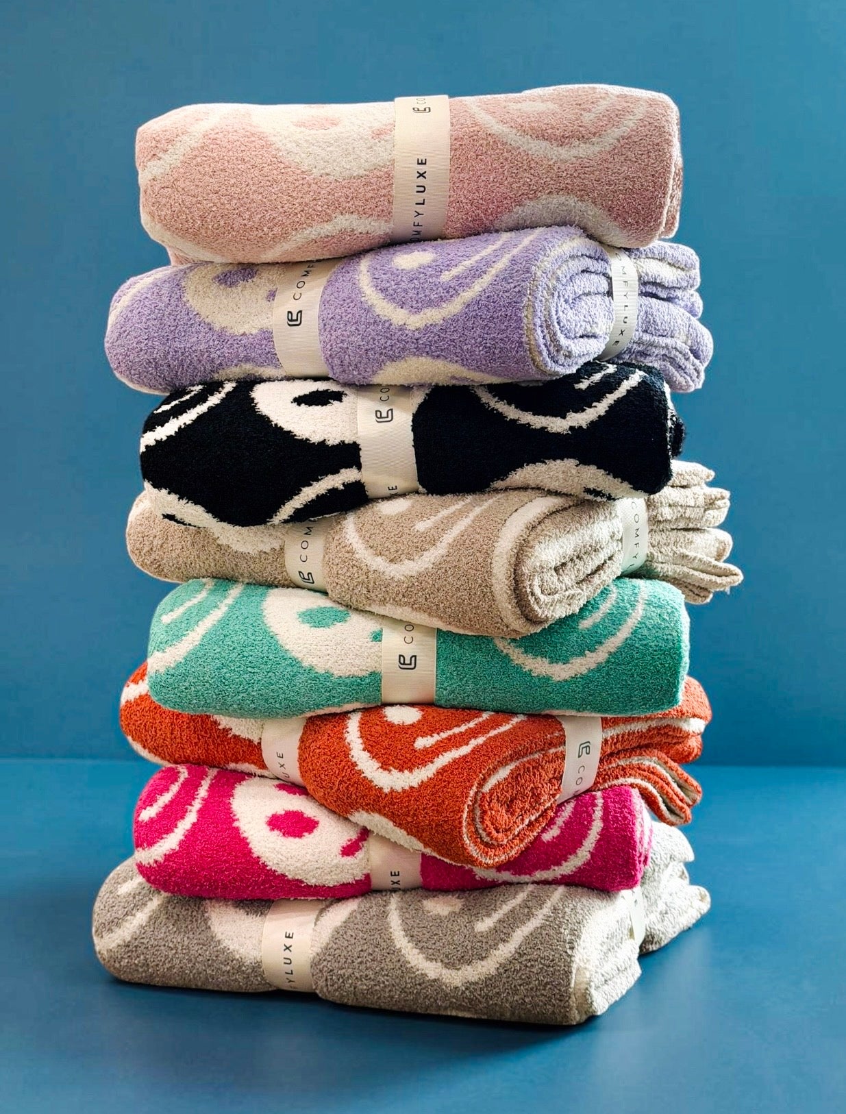 Smiley Luxe Throw Blanket