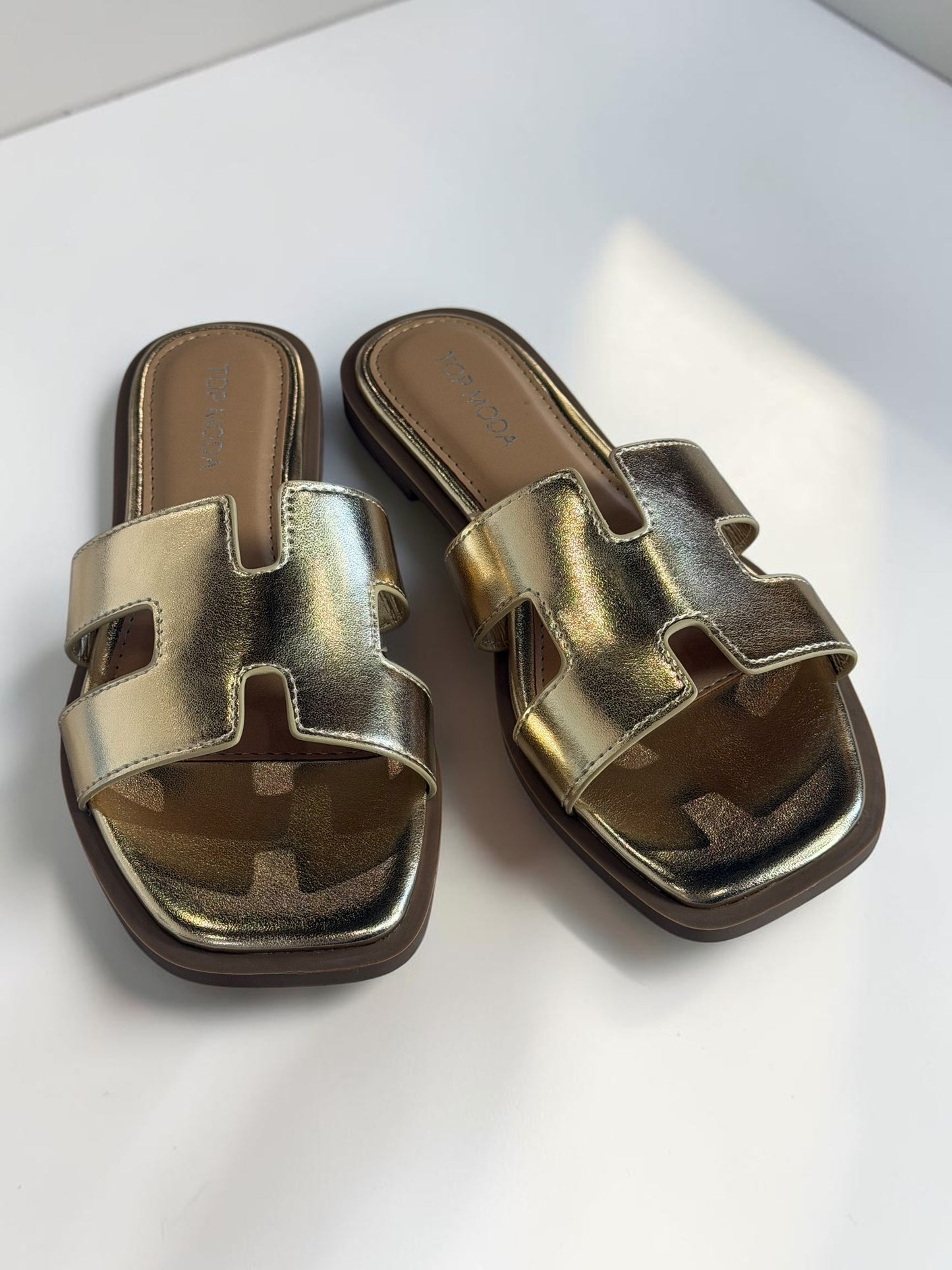 Ella Elegant Gold Sandal