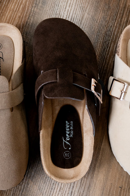 Easy-Step Wide Clogs