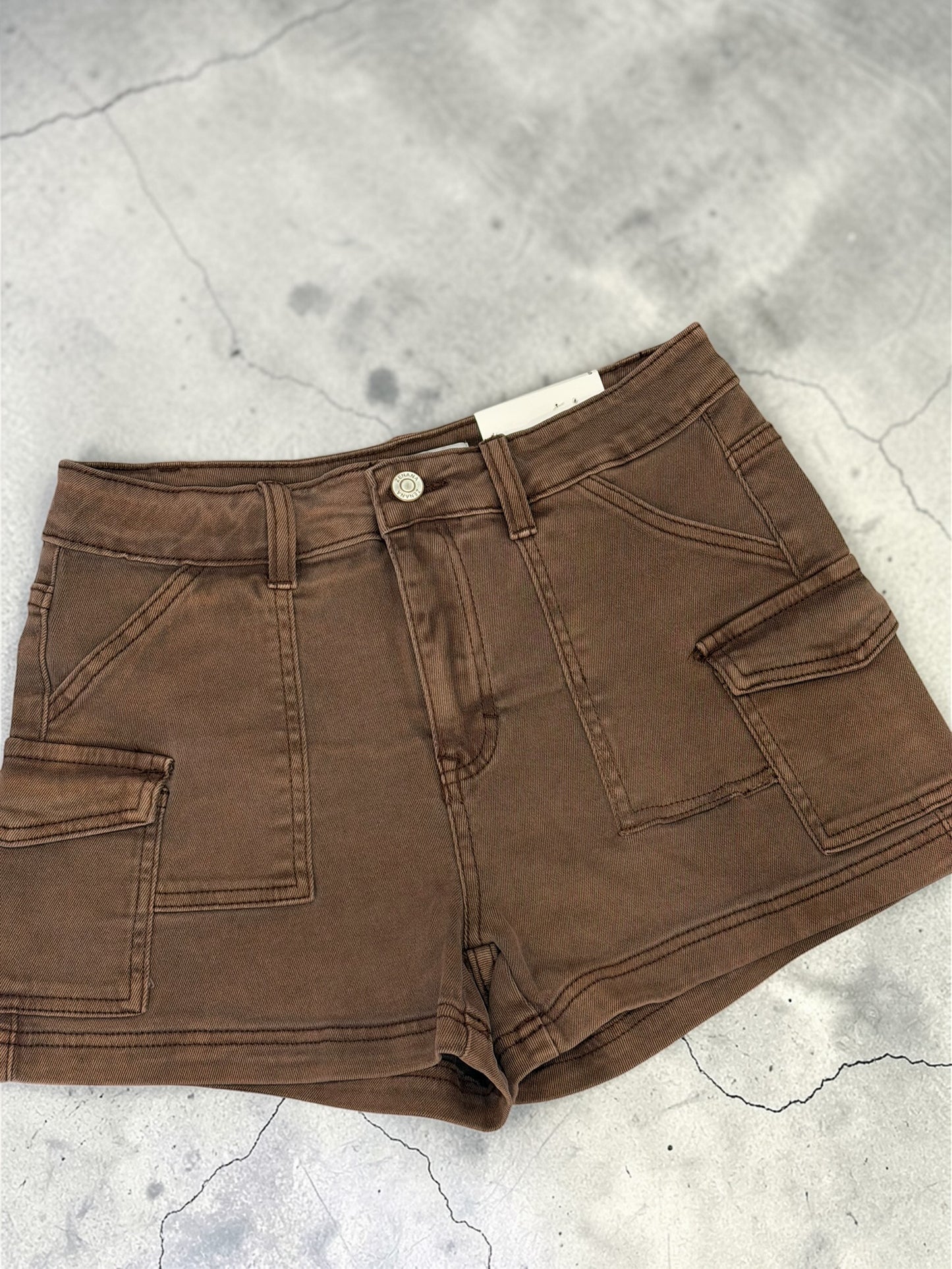 Classic Everyday Cargo Denim Shorts