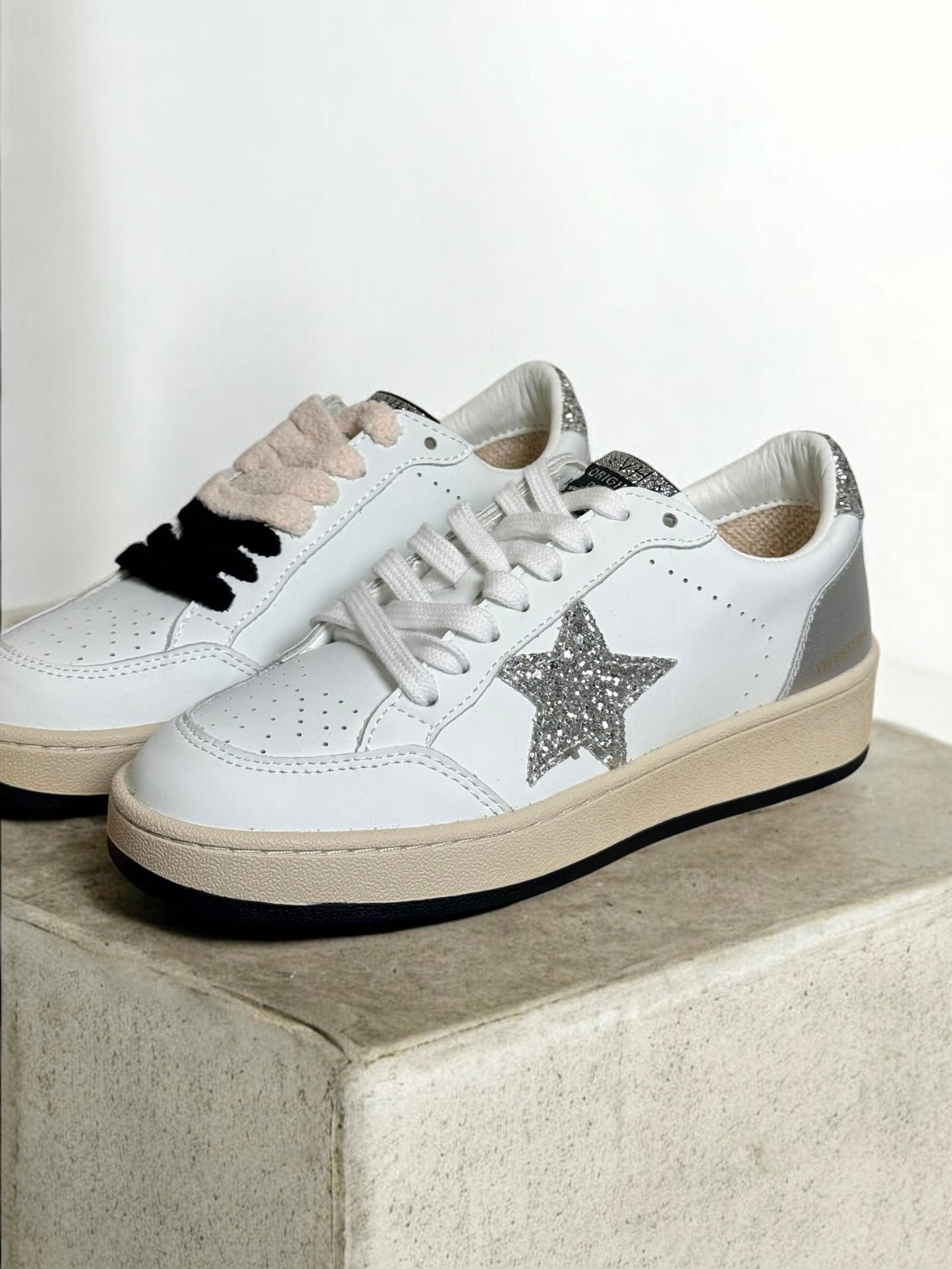 Noah Glitter Star Mid-Top Sneakers