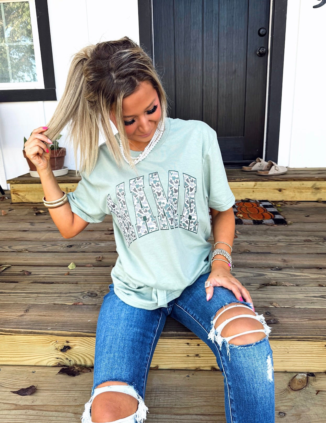 Battle Ready MAMA Graphic T-shirt