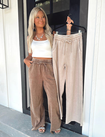 Fleece On Me Drawstring Sweatpants