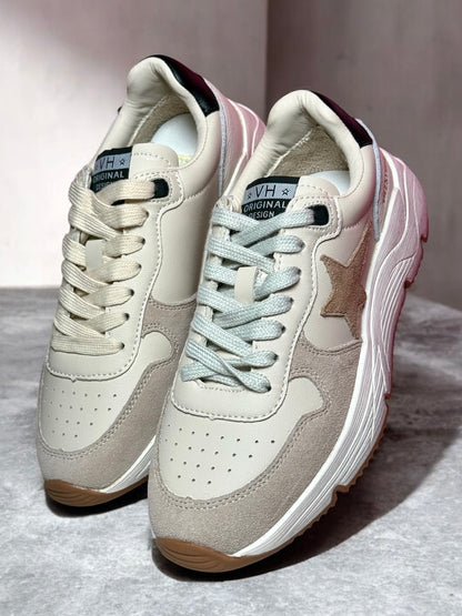 Nova Brown Star Low-Top Sneakers