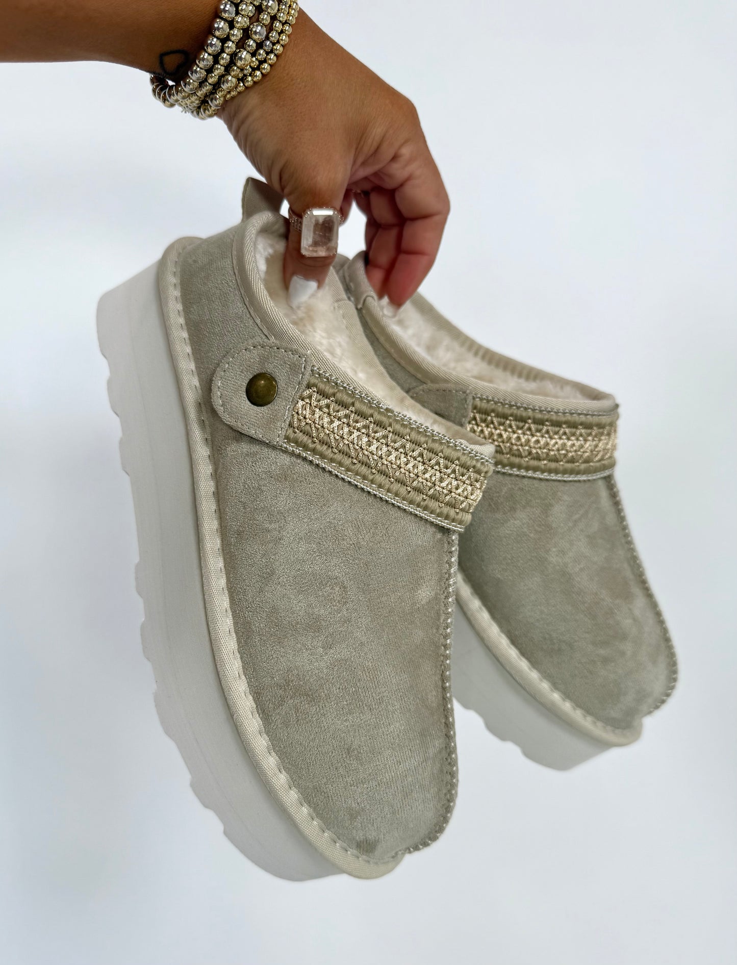 Trendsetter On The Go Clog Shoes