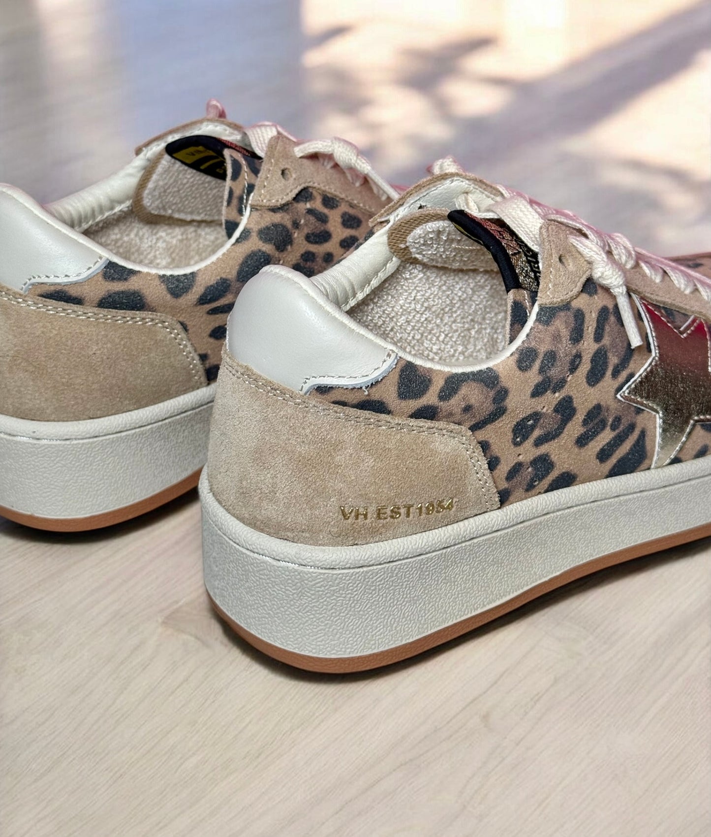 Leopard Pop Silver Low-Top Sneakers