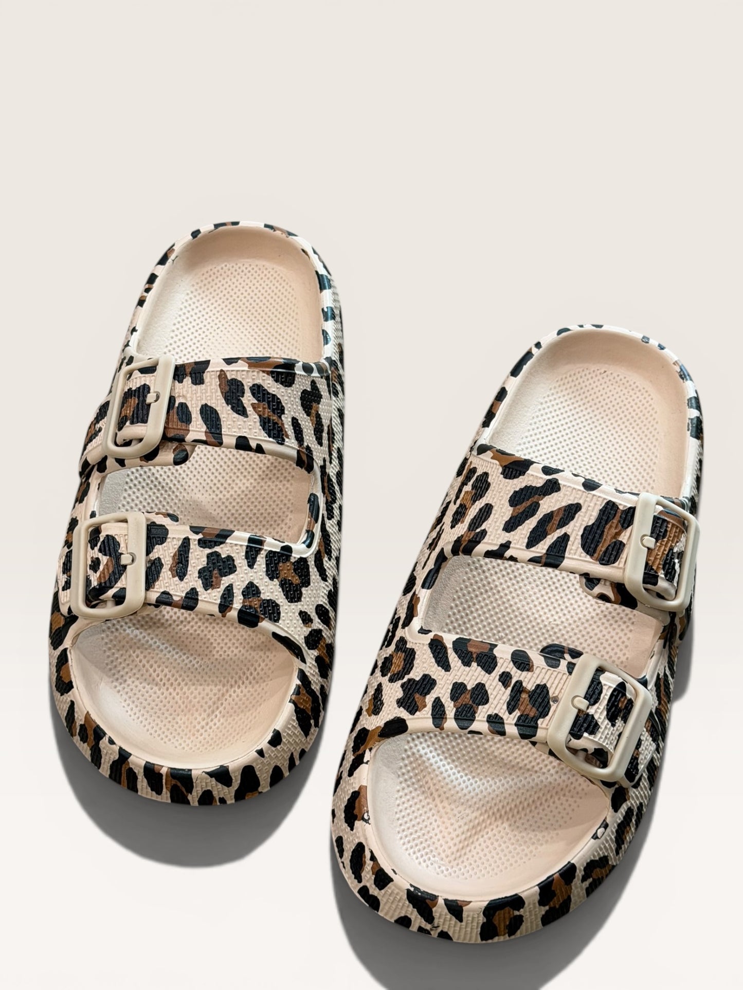 Retro Leopard Double Buckle Slippers