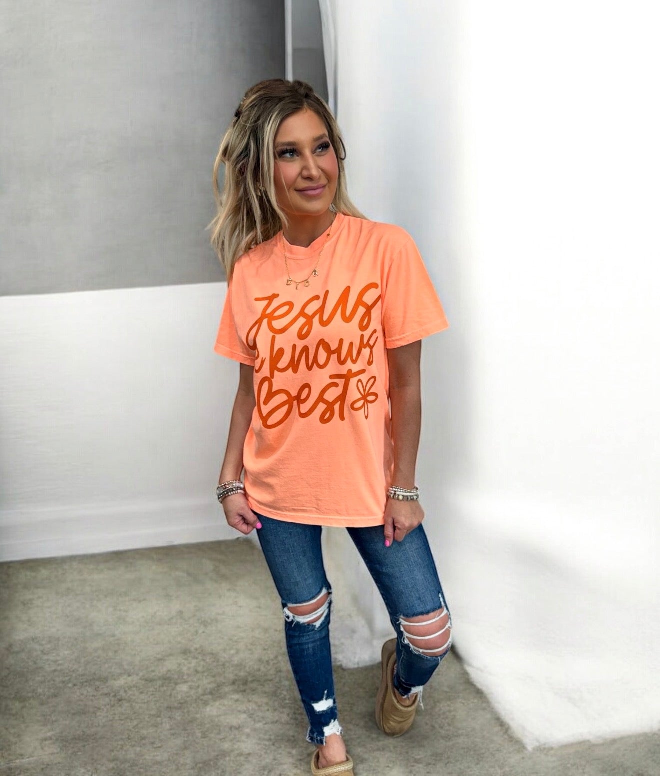 Jesus Knows Best Graphic Tshirt