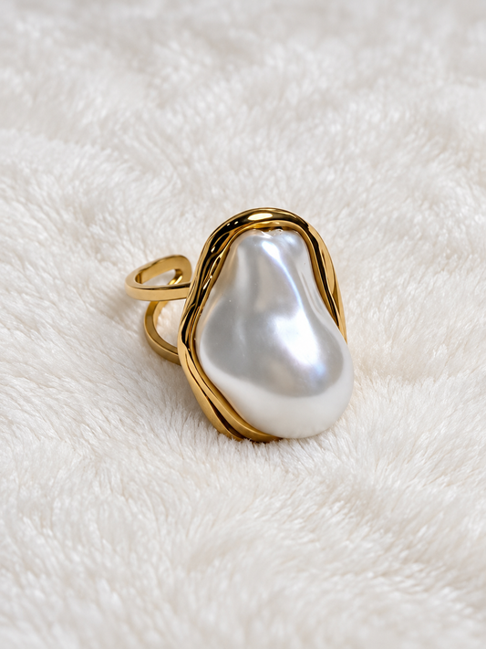 Classic Charm Ring