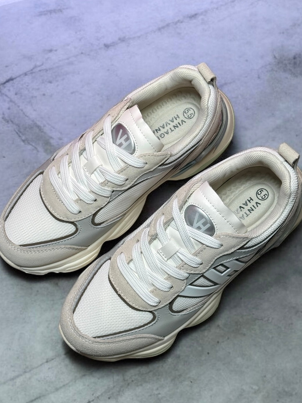 Dash Grey Pop Running Sneakers