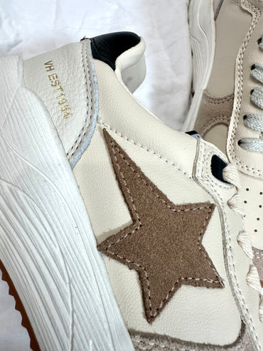 Catch me on the Run Vintage Havana Sneakers