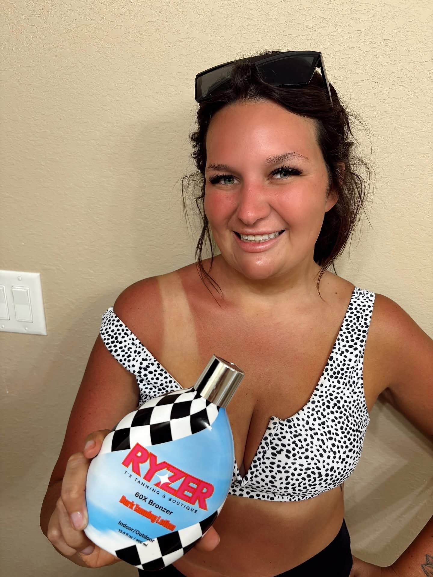 TAN ダズルボレロ RYZER Dark Tanning Lotion TTB Custom – T's Tanning & Boutique